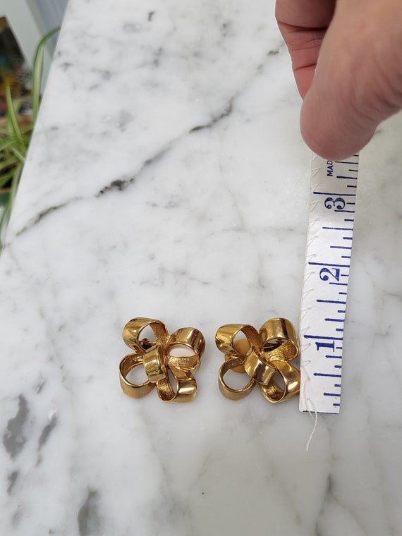 Vintage Donald Stannard Goldtone Bow earrings 198… - image 4