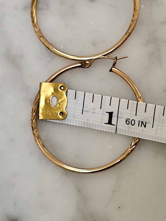 14k Gold Diamond Cut Hoop Earrings - image 5