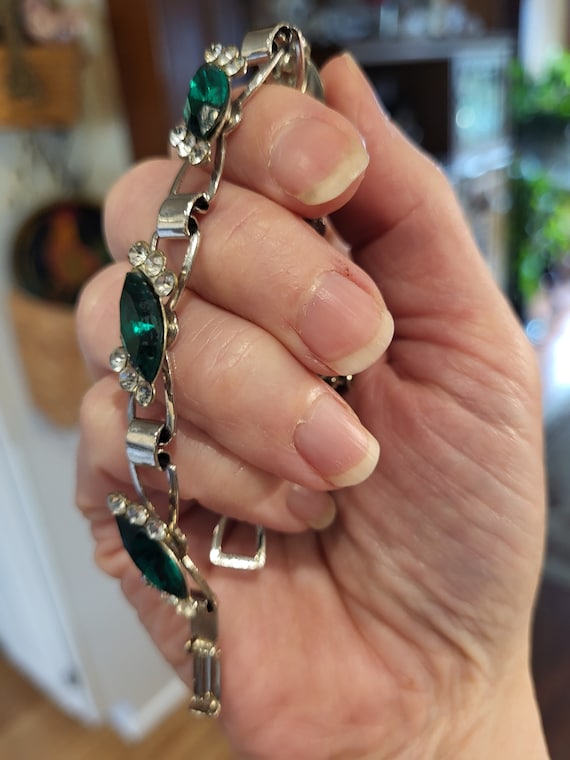 Art Deco Emerald Rhinestone Bracelet and Screwback