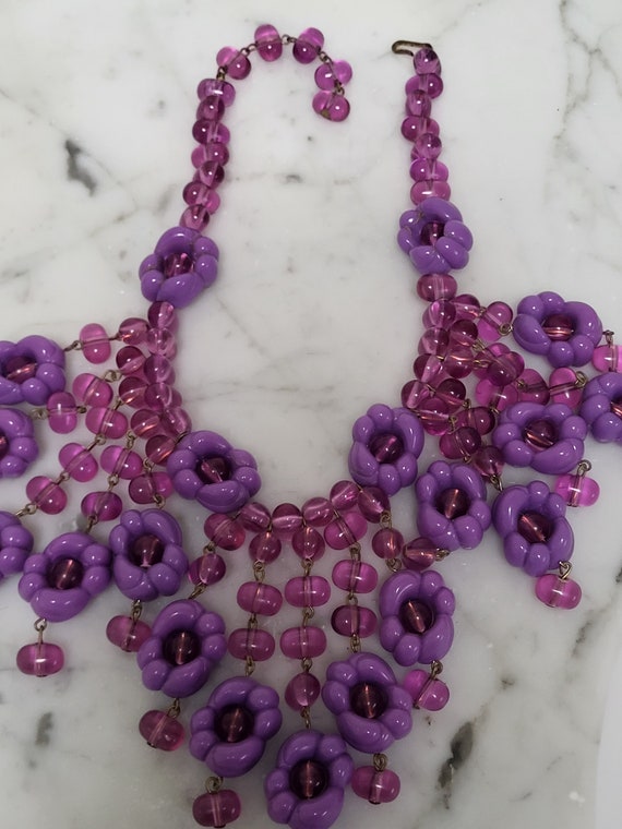 Vintage chunky Purple Flowered Beaded Necklace - image 5