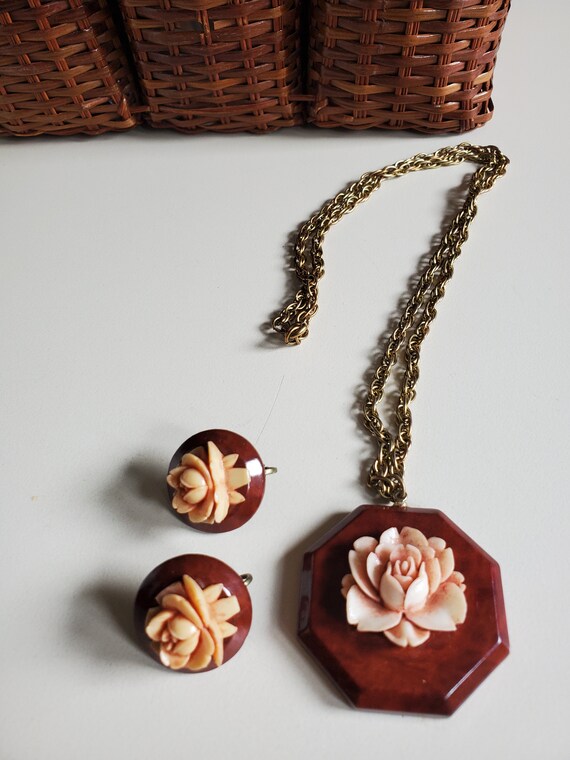 Vintage Rose Necklace and Earrings - image 1