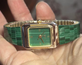 Vintage Gold Women display picture 3