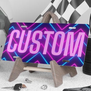 Targa personalizzata Neon: decorazione per auto in alluminio - targa personalizzata