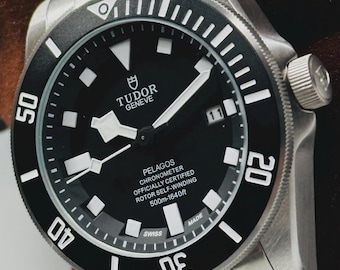 Reloj de lujo suizo Tudor Pelagos automático vintage para hombre, color negro.