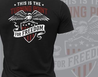 Camiseta preta Turning Point, com a frase "We The People 1776 Liberty" (Nós, o Povo, 1776), bandeira patriótica dos EUA, presente para veteranos e militares, vestuário tático com orgulho americano.