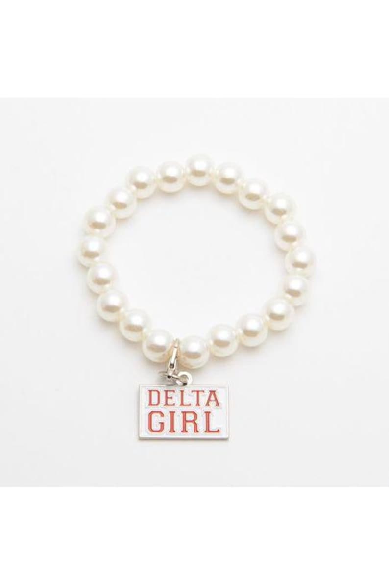 ΔΣΘ White Pearl Bracelet with Delta Girl Charm