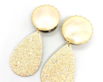 32mm 1 1/4 inch Ivory Pearl Ear Plugs 1 1/8" Dangle Plugs 28mm Cream Glitter Gauges 1" 25mm Faux Leather Teardrop Plug Earrings