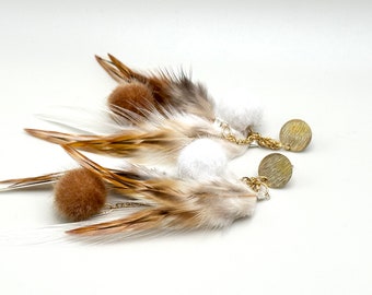 ポンポンフェザーイヤリング ナチュラルヒッピー バードジンジャー ホワイト 真鍮