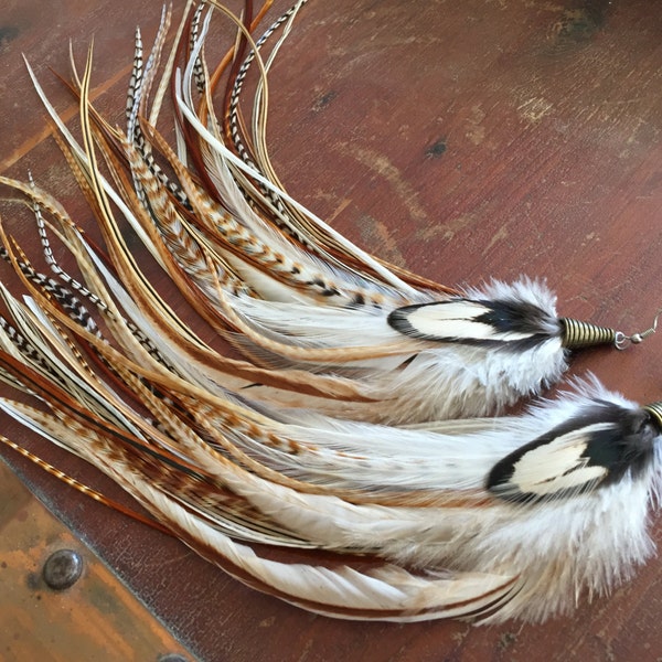 Pendientes largos de plumas naturales, crema hippie terrosa y joyería colgante larga de jengibre 11-12 "pendientes de flecos Festival Jewelry