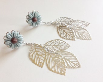 12 Flower Colors Summer Daisy Dangle Ear Plugs Earrings With Silver Filigree Leaves On Dangling Chain 12mm 14mm 16mm 5/8” 1/2” 9/16”