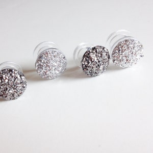 Minimalist Sparkle Ear Plugs 0g Druzy Plugs 000g 00g Gunmetal or Silver Gauged Earrings 2g 14g 6g 1g 4g Screw Back Tunnels image 3