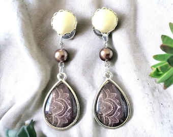 Hider Ear Plugs 4g 2g Gauges 0g 00g 1g Dangle Plugs Earrings With Cream Silver and Tribal Pattern Beaded Teardrop Gauges