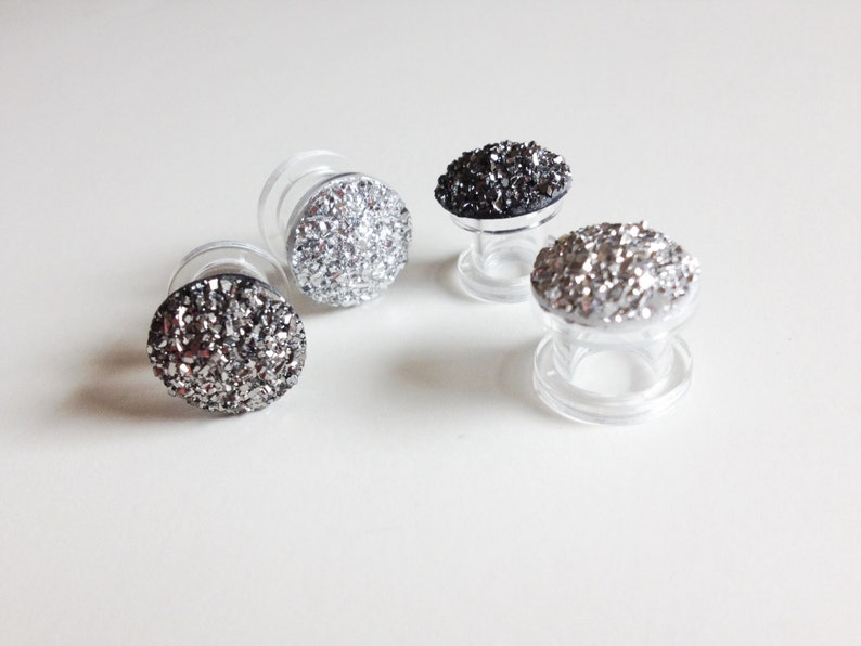 Minimalist Sparkle Ear Plugs 0g Druzy Plugs 000g 00g Gunmetal or Silver Gauged Earrings 2g 14g 6g 1g 4g Screw Back Tunnels image 1