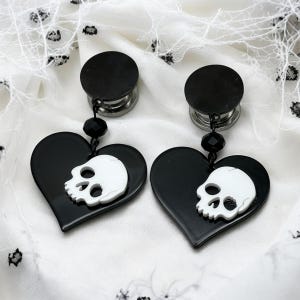 Black Ear Plug Earrings, Stud Earrings to 1” (25mm) Dangle Plugs Punk Goth Skull Halloween Hider Gauges