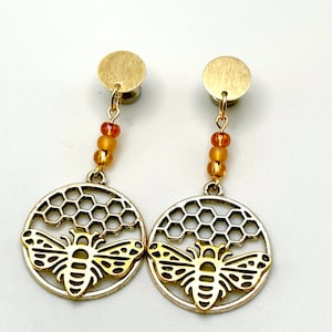 Stud Earrings to 1 inch (25mm) Honeycomb Bee Dangle Plugs Golden Brass Hider Gauges Ear Plugs 14g 12g 10g 2g 1g 4g 6g 00g 000g 7/8 22mm 16mm