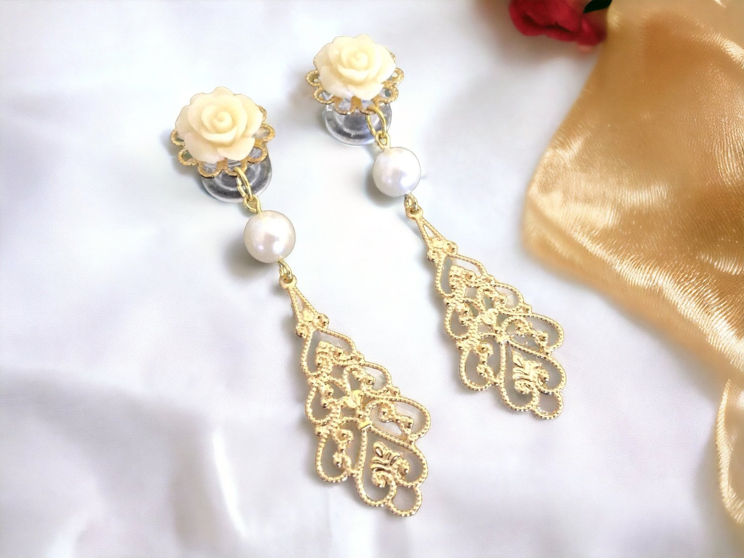 10mm 00g Wedding Gauges Dangle Plugs 2g 4g Hider Ear Plug Earrings With Roses Pearl Beads Gold Filigree 8mm 6mm 5mm 11mm 7mm 000g 1g 0g