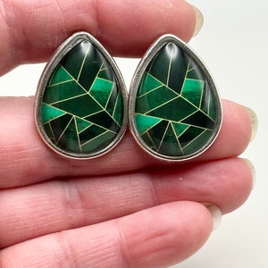 000g 00g Teardrop Plugs 0g 2g 4g Green Geometric Plugs 9/16” 5/8” 16mm 1/2” 12mm 7/16” 11mm Tear Drop Hider Ear Gauges