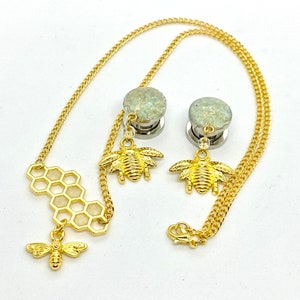 Crushed Pearl Shell Dangle Plugs Gold Necklace Set, Post Earrings To 2” 50mm Gauged Earrings, Honeycomb Bee 1g 00g 5/8” 2g 8g 12mm 14mm