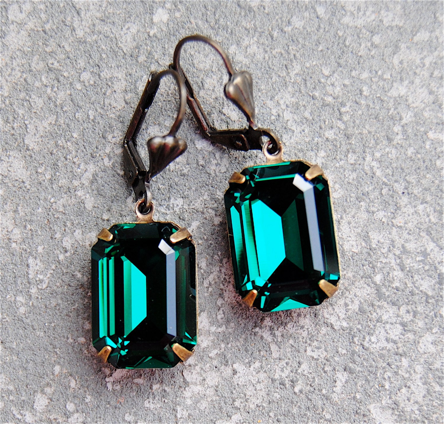 Emerald Green Earrings Swarovski Crystal Green Earrings Etsy
