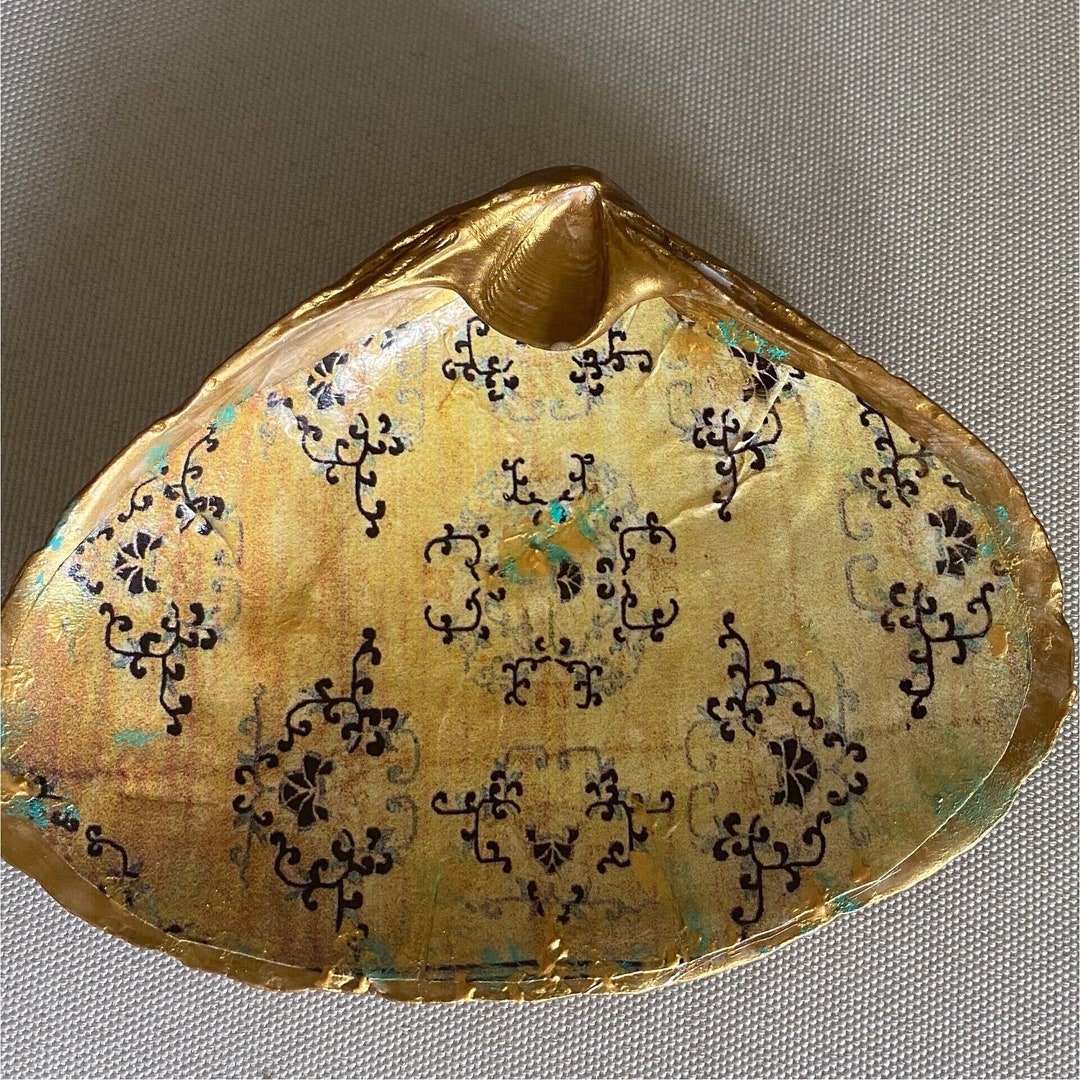 Clam Shell , Ring Dish , Trinket Dish, Bridesmaid Houseware Gift ...