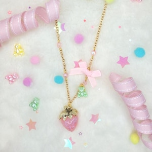 Strawbeary Necklace