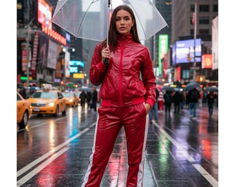 Damen roter PVC Trainingsanzug | Glänzende wasserdichte Jacke & Hose Set | Street Outfit Outfit Fashion Rainwear Stilvoller Zweiteiler
