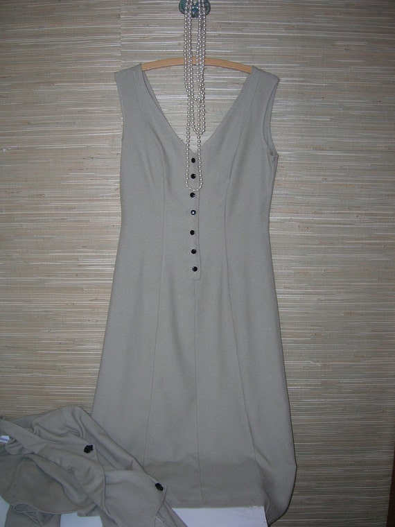 Vintage Taupe Ensemble - image 3