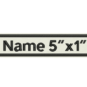 Peut inclure: Étiquette de nom brodée en noir et blanc avec un fond blanc et une bordure noire. L'étiquette indique "Name 5" x 1"".