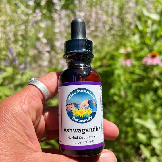Fresh Ashwagandha Tincture – Fresh Withania somnifera Extract, Micro Farm Grown