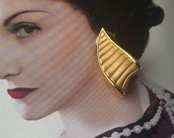 Vintage Vendome Gold Tone Skulpturale Ohrclips, 1980er Jahre Designer Statement