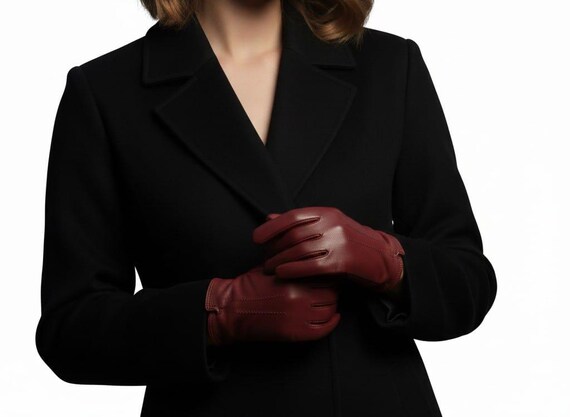 Women’s Reddish Wine Sheep Leather Gloves