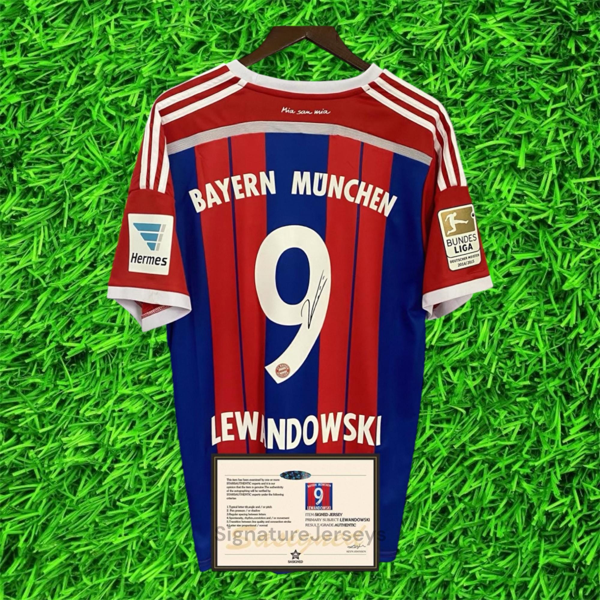 Chemise Encadrée Signée Harry Kane (Bayern) - Autographe Certifié, Objet De Collection