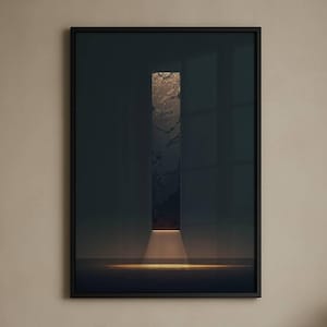 以下が含まれることがあります： 暗い垂直の開口部と下部に明るい光を描いた、額装されたアートプリント。 アートワークは、黒いフレームとニュートラルなカラーパレットで、ムードのある雰囲気を持っています。 プリントは、ベッドの上に表示されています。