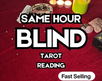 Puede incluir: Una superficie roja con el texto "SAME HOUR BLIND TAROT READING" y "Fast Selling". La imagen incluye velas encendidas, cristales, un candelabro verde y una pequeña caja con un diseño de estrella.