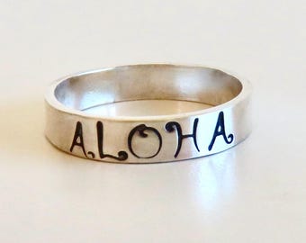 Anello Aloha con timbro a mano: gioielli hawaiani in argento sterling