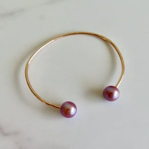 Purple Edison Pearl Cuff, Gold Bracelet, Genuine Pearls, Handmade Maui Hawaii Beach Jewelry, Gifts For Her, Elegant Fashion Hawaiian Jewelry