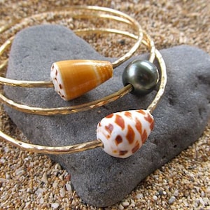 Gold Bangles, Hawaiian Shells, Tahitian Pearl, Hammered Bracelets, Handmade Jewelry, Hawaii Beach Creations, Surfer Girl Gift, Shell Bangle