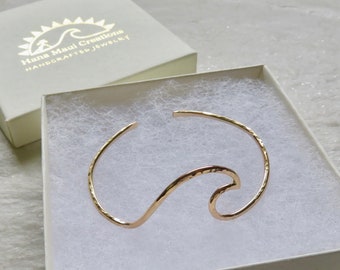 Hammered Gold Wave Cuff Bracelet: Handmade Beach Jewelry