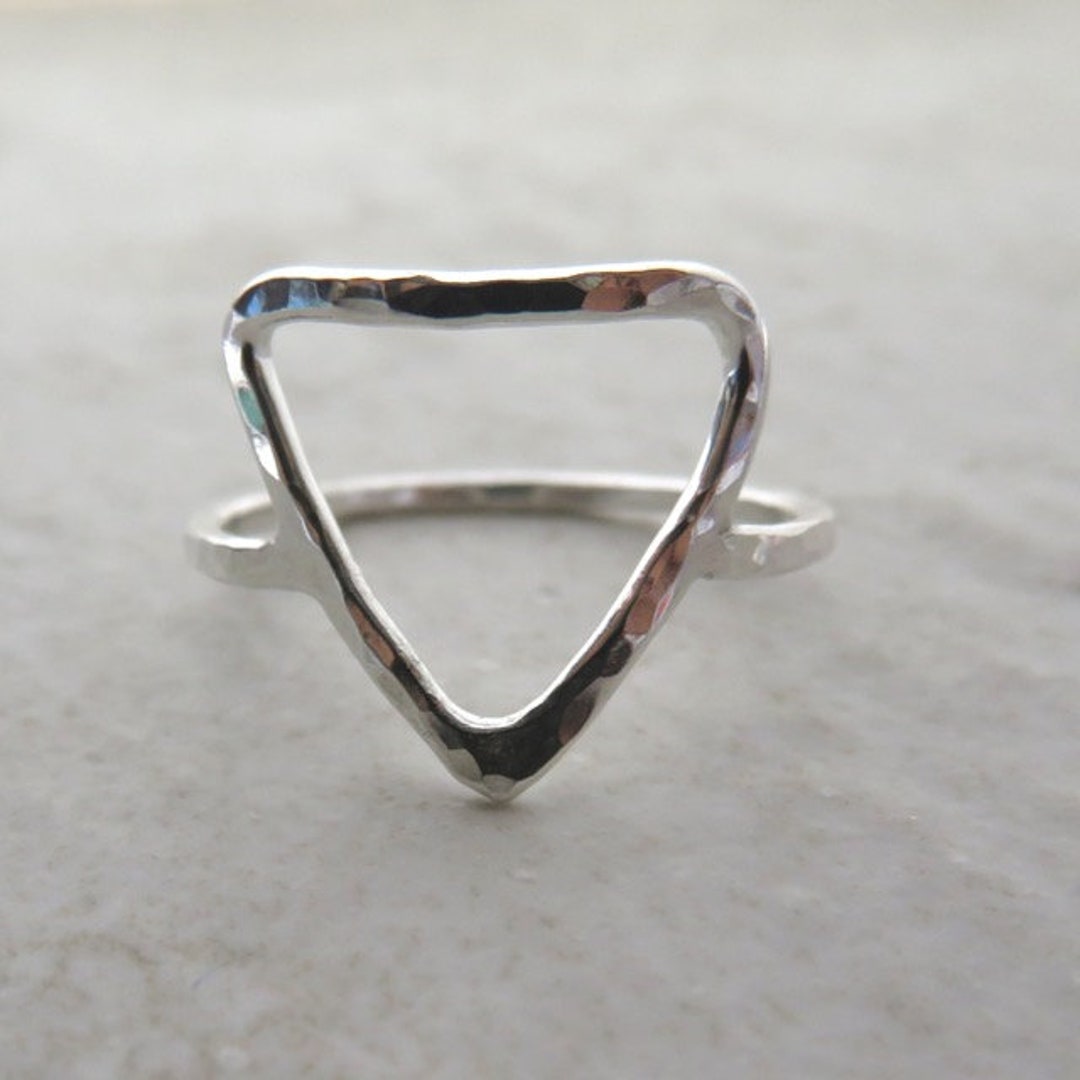MOTO・ COMTEMPORARY NATIVE TRIANGLE RING MOTO COMTEMPORARY NATIVE TRIANGLE RING