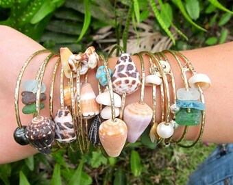 Gold Shell Bangle, Hawaii Beach Jewelry, Stacking Bangles, Hawaiian Shells, Surfer Girl Gift, Handmade Maui, Hammered Bracelet, Boho Mermaid