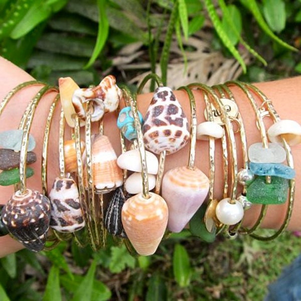 Gold Shell Bangle, Hawaii Beach Jewelry, Stacking Bangles, Hawaiian Shells, Surfer Girl Gift, Handmade Maui Hammered Bracelet, Shell Jewelry