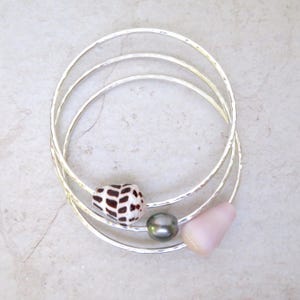 Hammered Sterling Silver Bangle with White Pearl: Handmade Bridal Jewelry image 12