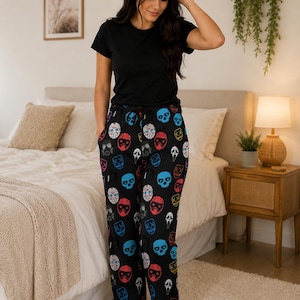 Maskerade herrpyjamasbyxor, BookTok mörk romantik-pyjamas, kryddig läsarpresent till henne, moraliskt grå män, MaskTok-pyjamas, boklig present