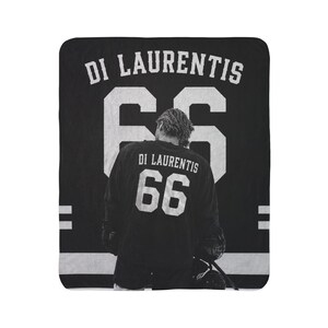 Dean Di Laurentis 66 Decke, Hockey Romance Decke, Briar U inspirierte Decke, Lesedecke für Bett Sofa, gemütliche Bücherdecke Bild 5