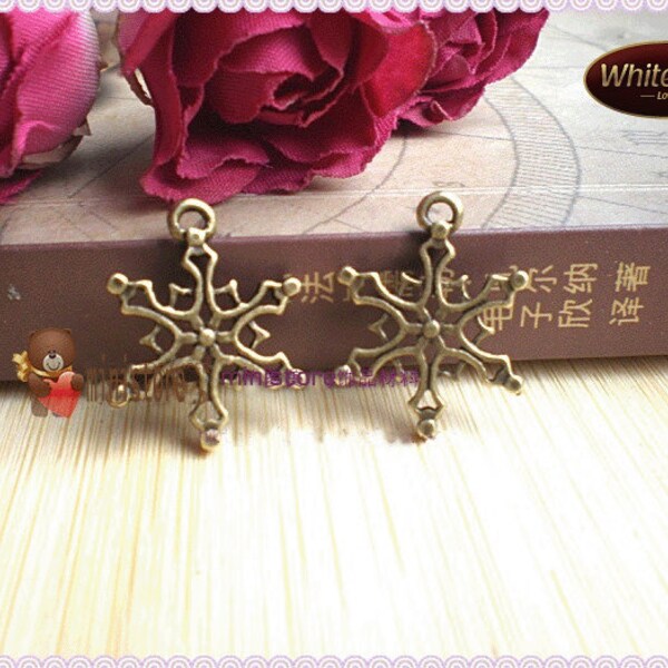 20pcs antiqued brass Charms, Snow Flower  (SD406)