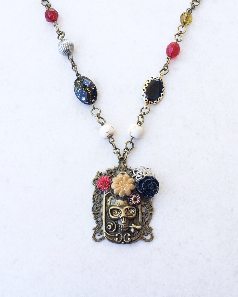 Floral Skull Assemblage Pendant, Mexican Flower Statement Necklace, Day of the Dead, Southwestern Bohemian Calavera Jewellery image 2