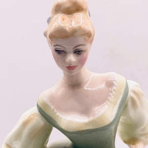 Royal Doulton Figurine Fair Lady - Etsy