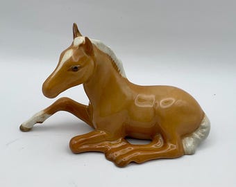 ベスウィック 915 パロミノ子馬の置物 - Etsy 日本