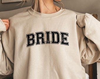 Sudadera retro para novia, sudadera con capucha para novia, regalos para despedida de soltera, camiseta de compromiso para futura Sra., camiseta para prepararse, regalo para la novia, camiseta para despedida de soltera.