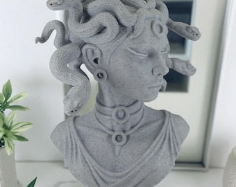Medusa Büste Skulptur - Griechische Mythologie Statue, Schlangengöttin Dekor, gotischer Regalakzent